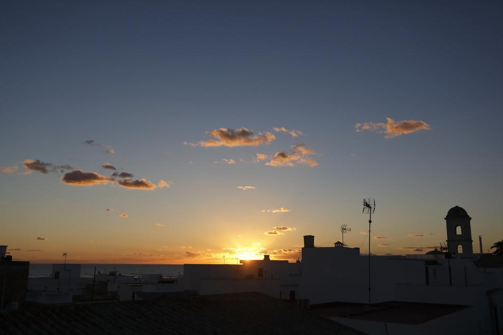 Hostal La Pasajera Conil De La Frontera Exterior foto